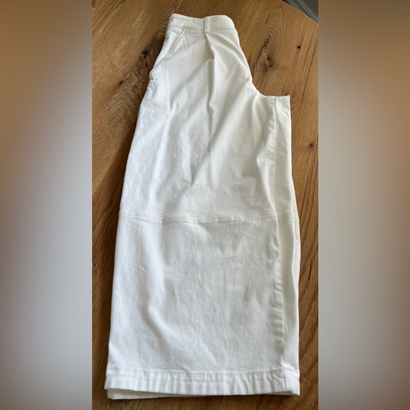 ANTHROPOLOGIE MAEVE PLEATED BARREL-LEG CHINO PANTS, SIZE 8. - Picture 10 of 11